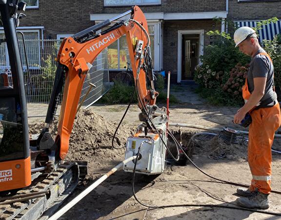 Über Fern Wärmerohre zu einem Wohngebäude in Purmerend Niederlanden